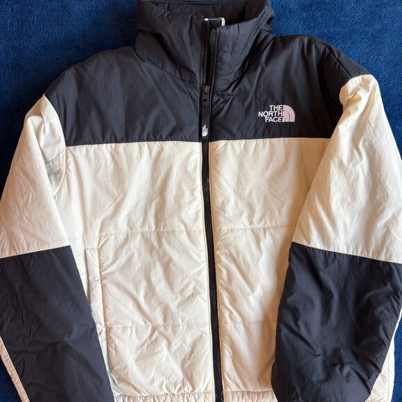 The North Face Lightweight Cream Puffer Jacket - Picture 2 of 5